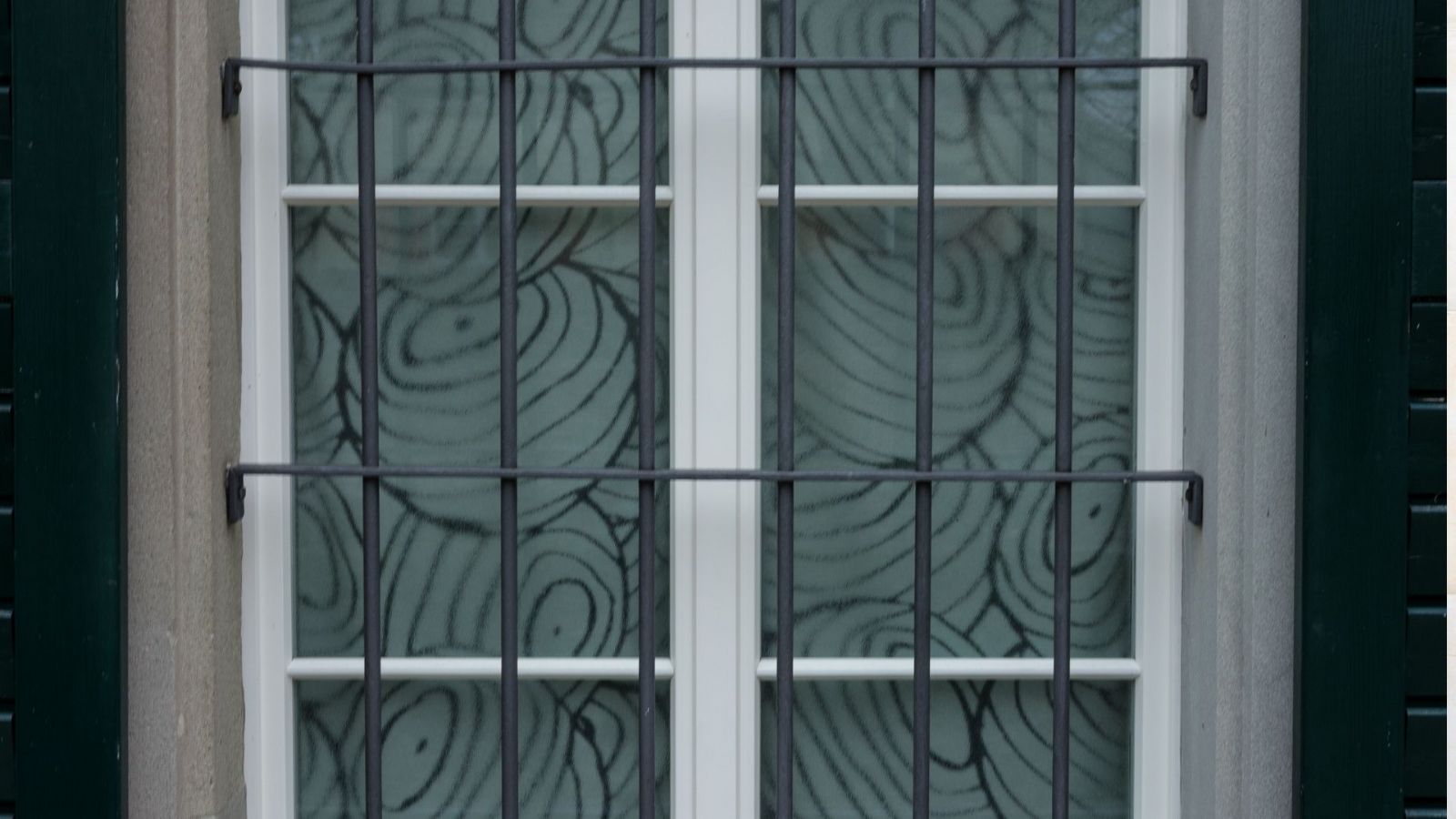 Gaziemir Demir Pencere Korkuluğu